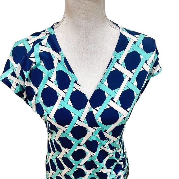 Yetts los Angeles Geometric Print Jersey Wrap Dress gunmetal chain detail 10 - Picture 5 of 9